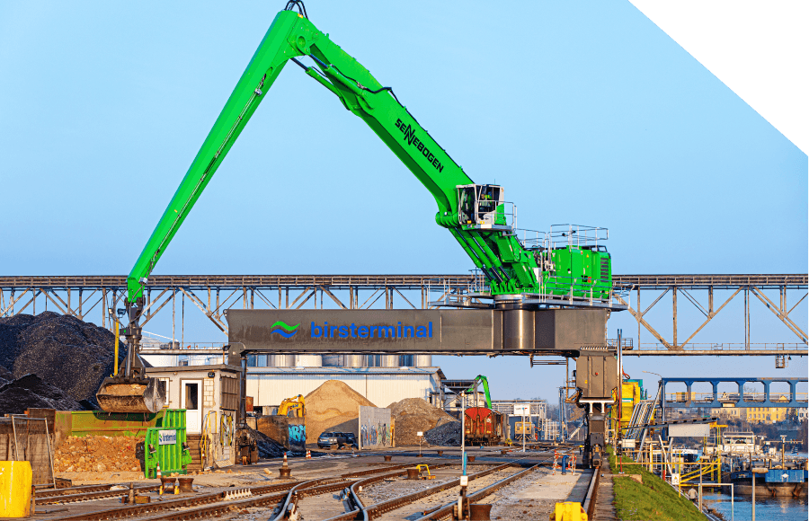 SENNEBOGEN 875 material handler